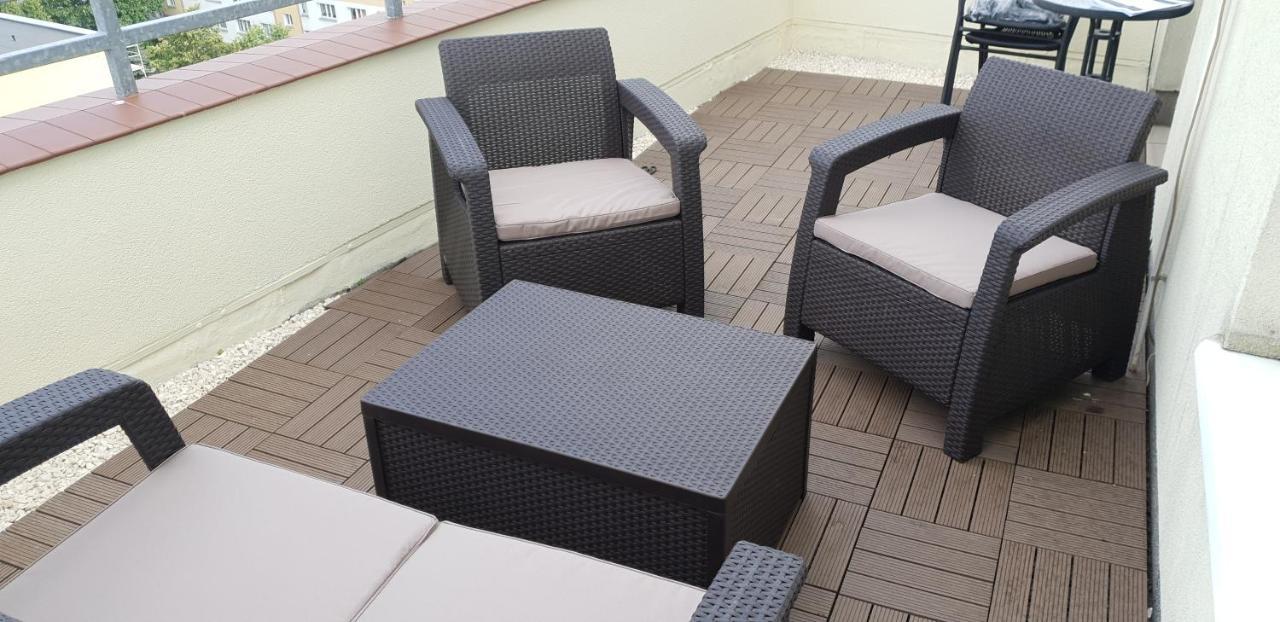 Lupoapartments Krolewska Penthouse Mandoria Parking Dostep Na Kod Lodz  Exterior photo