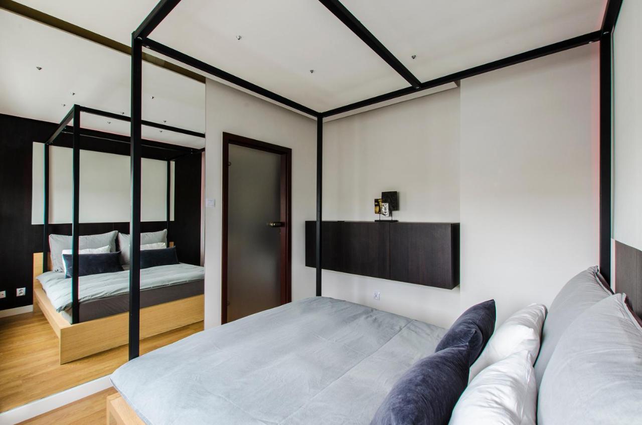 Lupoapartments Krolewska Penthouse Mandoria Parking Dostep Na Kod Lodz  Exterior photo